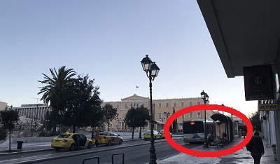 シンタグマ広場 から アテネ空港 までのシャトルバスの乗り方を紹介 トリップガイド