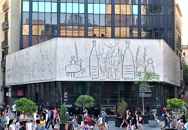 バルセロナ「ゴシック地区・旧市街」にある「ピカソの線画」