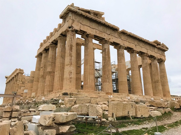 ギリシャの「アテネ」にある、「パルテノン神殿」の風景