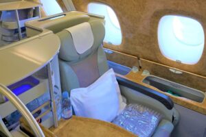 「エミレーツ航空」ビジネスクラス - エアバス A380