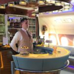 「エミレーツ航空」ビジネスクラス - バーラウンジ（A380）