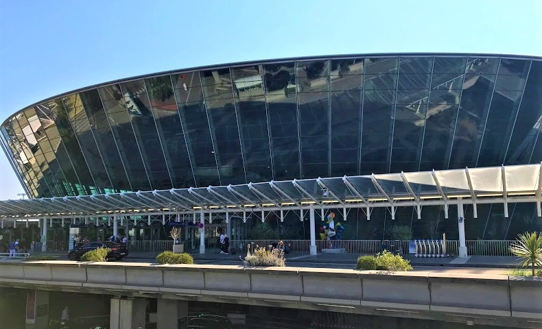 ニース コートダジュール空港 にあるプライオリティパスラウンジを紹介 トリップガイド