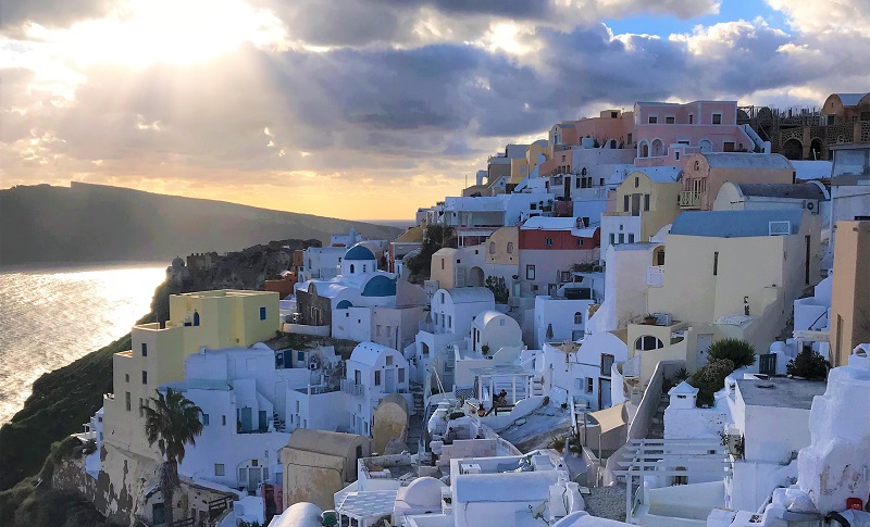 ギリシャ サントリーニ島の観光スポットを紹介 トリップガイド