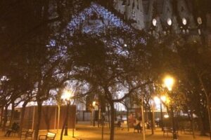 バルセロナ「サグラダファミリア」夜の風景1