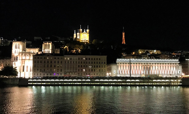 フランス リヨンでおすすめの夜景スポットを紹介 トリップガイド