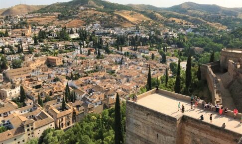 スペイン「アルハンブラ宮殿」からの眺め