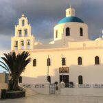 ギリシャ「サントリーニ島」イアにある教会